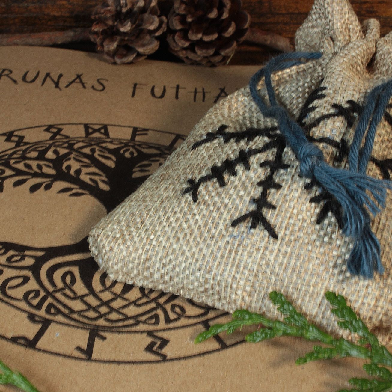 Runas Vikingas Futhark de Ágata Negra – Kit Completo