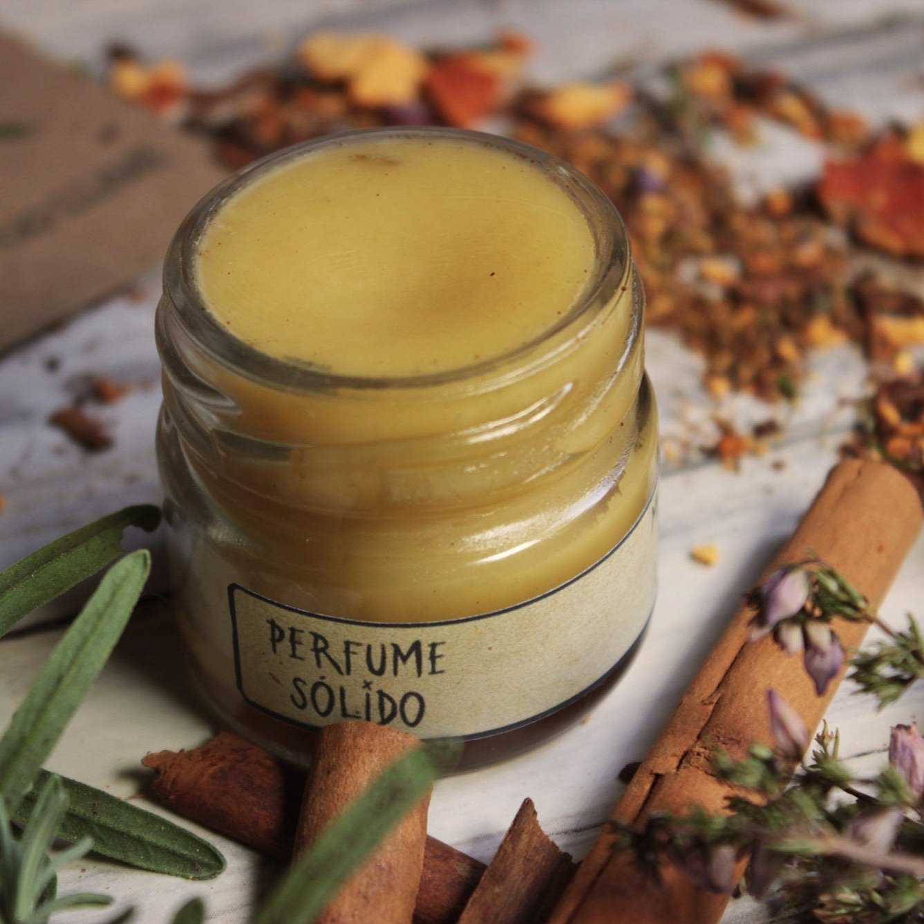 Samhain solid perfume 30ml. Aromas: macerated rosemary, orange, incense and cloves. REUSABLE glass CONTAINER with lid. Bee wax