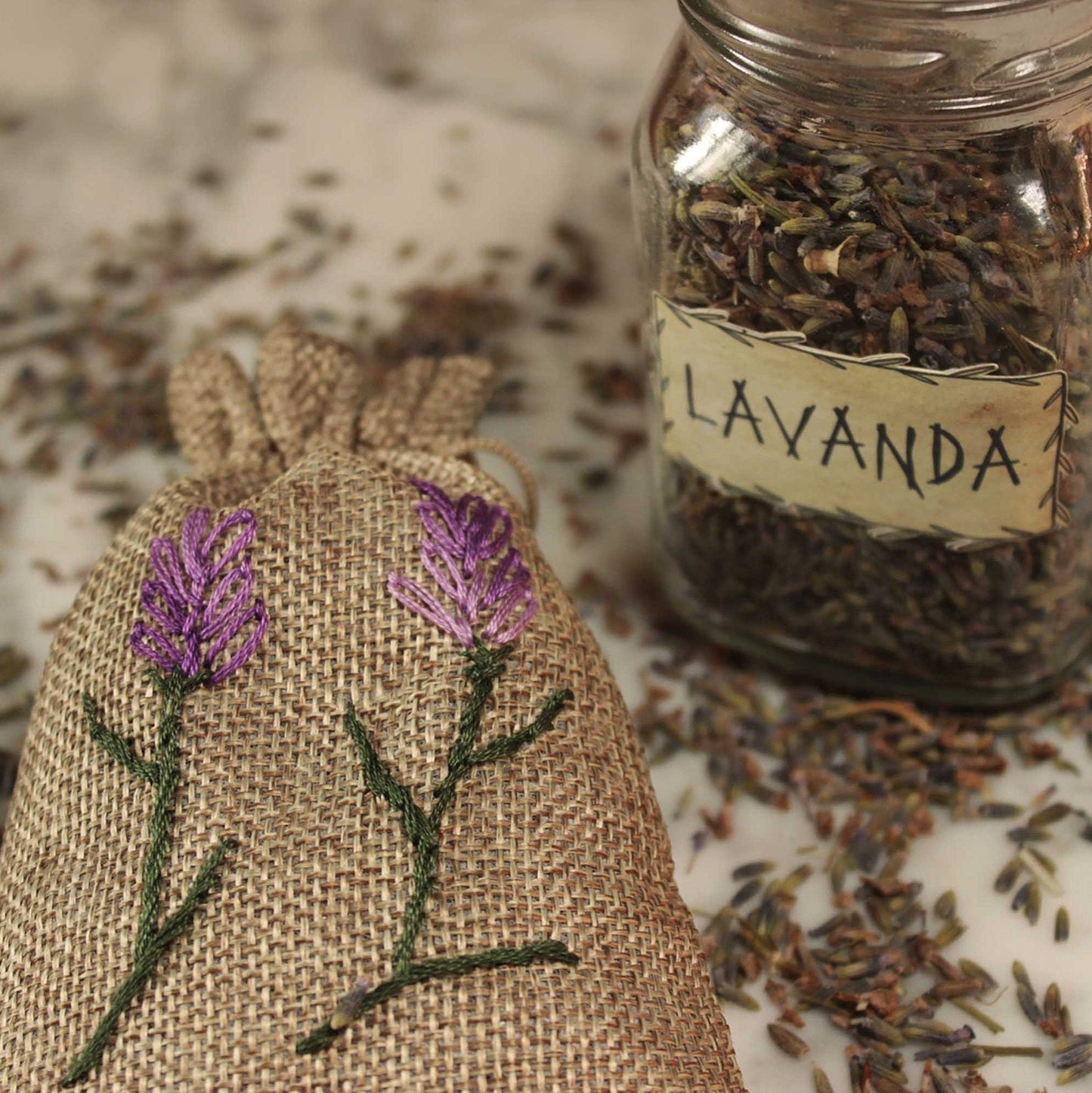 LAVENDER bag made of linen and hemp, embroidered and sewn by hand. Own harvest, Galicia. Calm, helps with insomnia, anxiety and stress