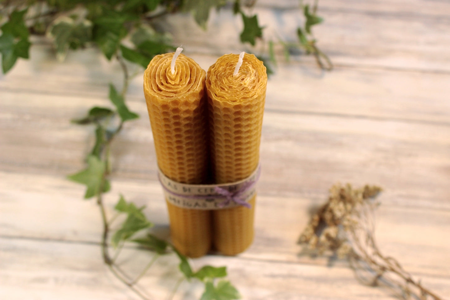 Natural tall BEESWAX candles. 2 rolled 20 cm candles or handmade honey candles. Size: 10cm x 3cm. Ecological packaging without plastic. 150g