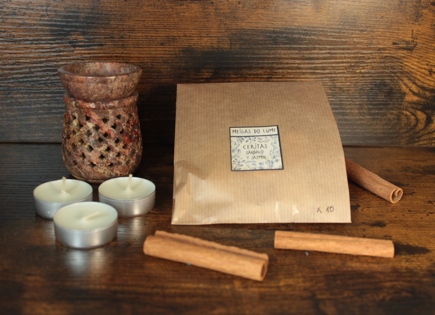 Aromatherapy Kit with Soapstone Burner and Wax Melts