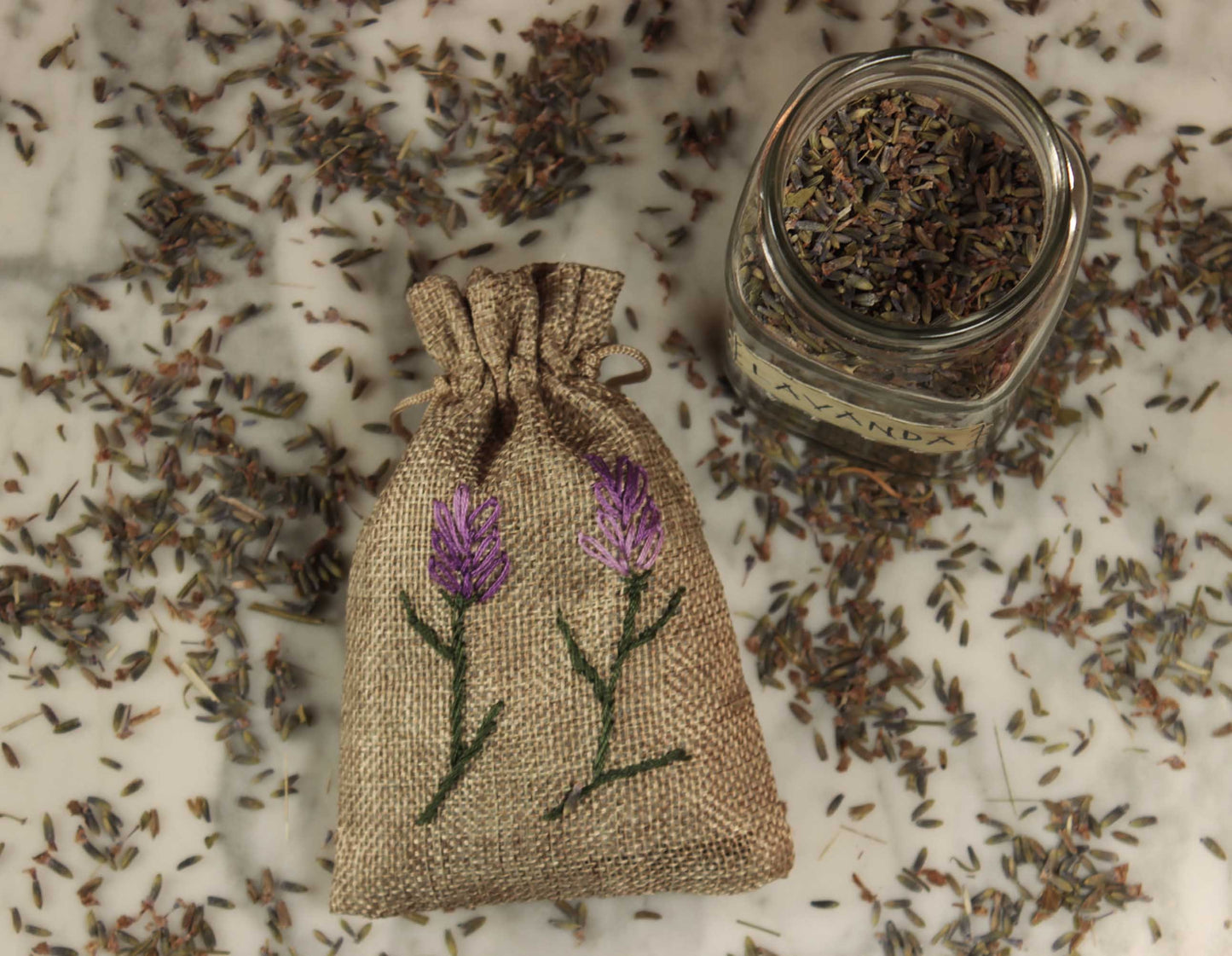 LAVENDER bag made of linen and hemp, embroidered and sewn by hand. Own harvest, Galicia. Calm, helps with insomnia, anxiety and stress