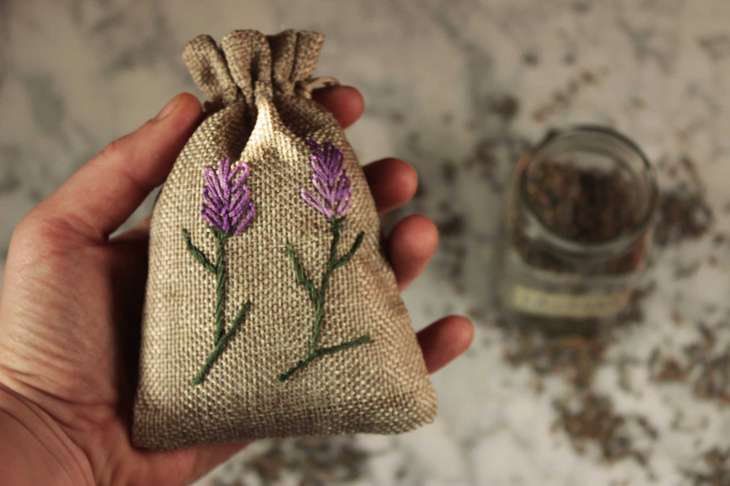 LAVENDER bag made of linen and hemp, embroidered and sewn by hand. Own harvest, Galicia. Calm, helps with insomnia, anxiety and stress